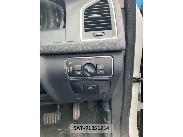 Volvo XC60 2016-06 7981478-8
