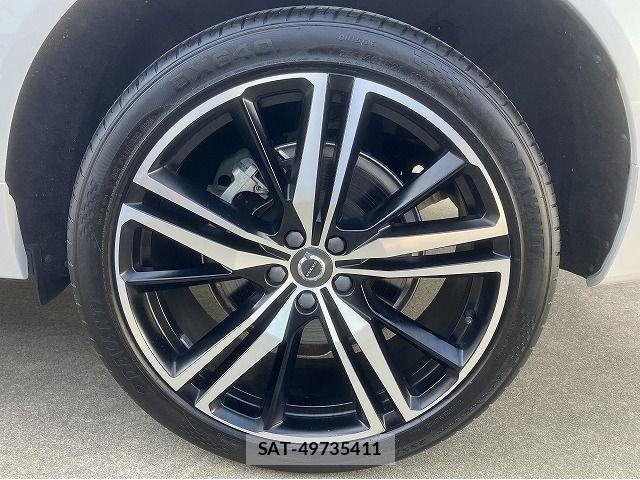 Volvo XC60 2021-07 7981477-5