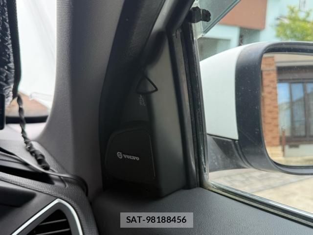 Volvo XC60 2014-03 7981479-24