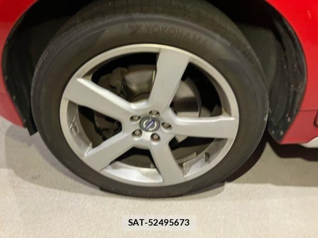 Volvo XC60 2013-10 8039054-7