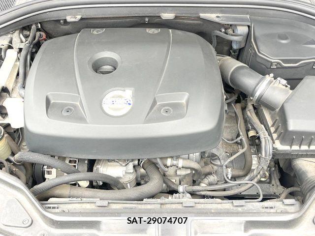 Volvo XC60 2014-03 8039051-18