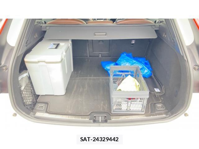 Volvo XC60 2023-09 8039052-20