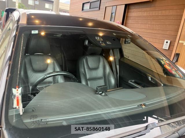 Volvo XC60 2014-06 8076074-10