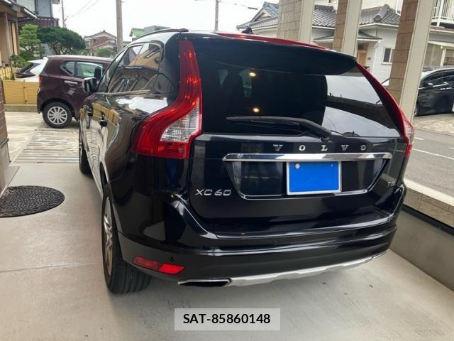 Volvo XC60 2014-06 8076074-2