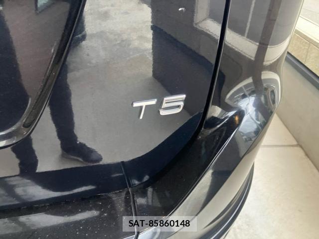 Volvo XC60 2014-06 8076074-3