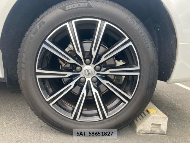 Volvo XC60 2020-11 8102560-5