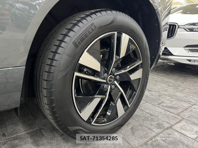 Volvo XC60 2025-06 8132886-12