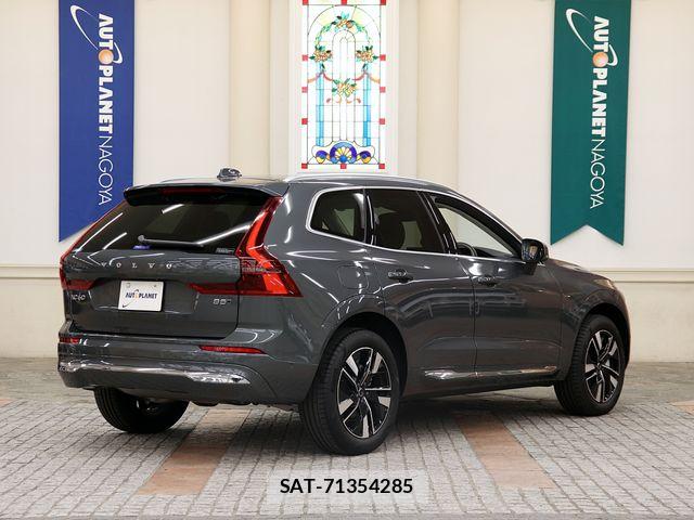 Volvo XC60 2025-06 8132886-2