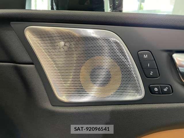 Volvo XC60 2020-09 8132893-6