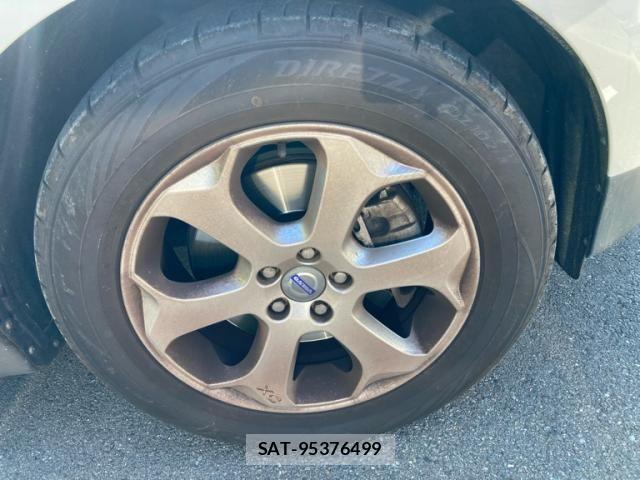 Volvo XC60 2013-12 8132894-4