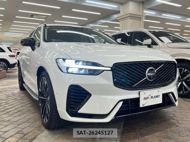 Volvo XC60 2025-05 8132885-9