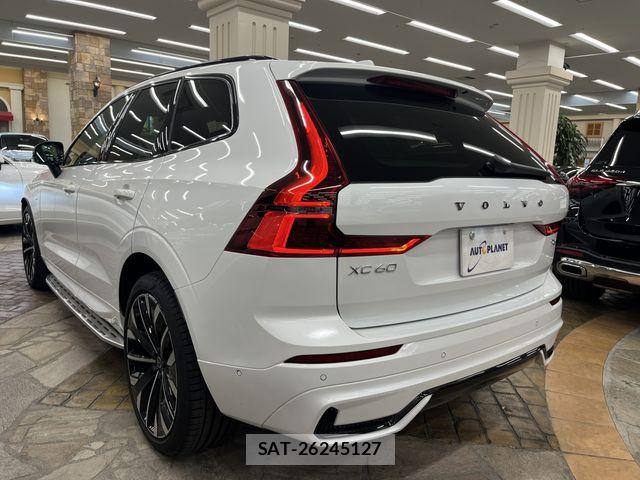 Volvo XC60 2025-05 8132885-10