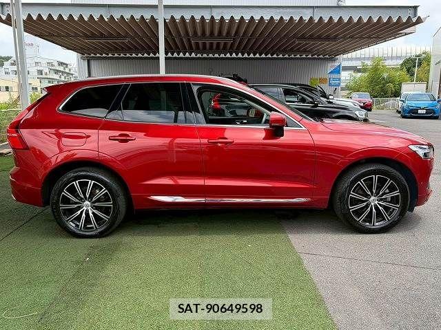Volvo XC60 2021-05 8146959-17