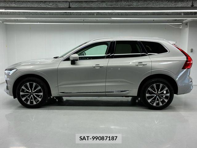 Volvo XC60 2024-12 8210898-15