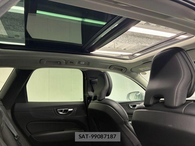 Volvo XC60 2024-12 8210898-1