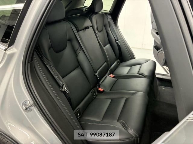 Volvo XC60 2024-12 8210898-5