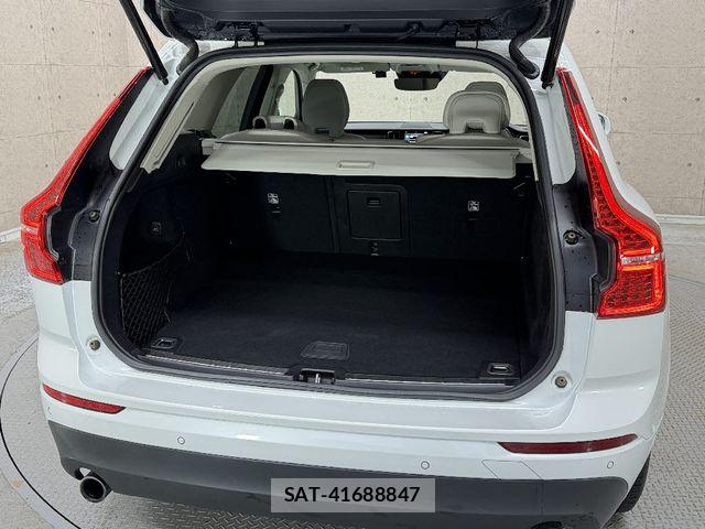 Volvo XC60 2021-07 8210900-12
