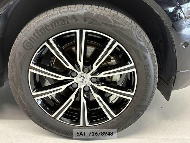 Volvo XC60 2021-04 8210899-9