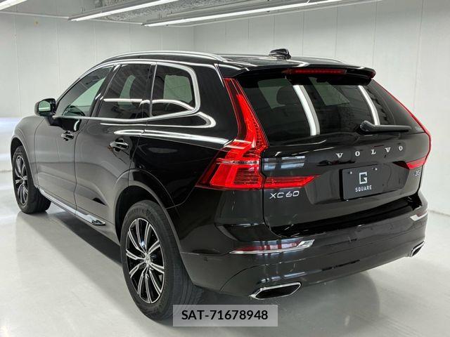 Volvo XC60 2021-04 8210899-13