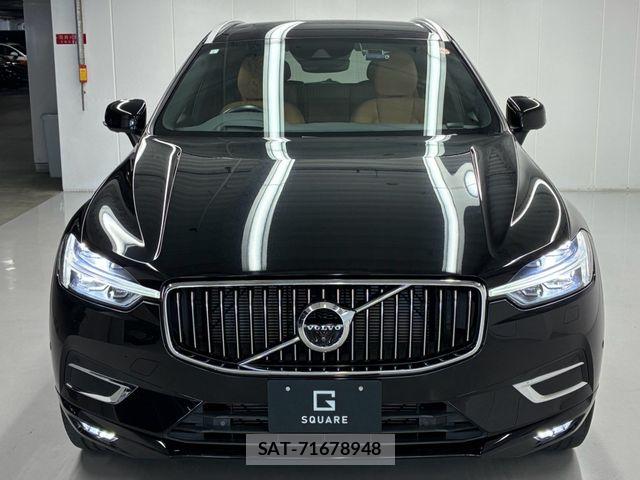 Volvo XC60 2021-04 8210899-6