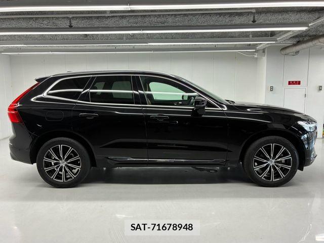 Volvo XC60 2021-04 8210899-8