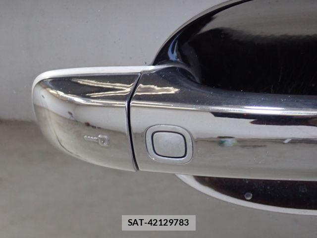 Volvo XC60 2017-12 8247095-10