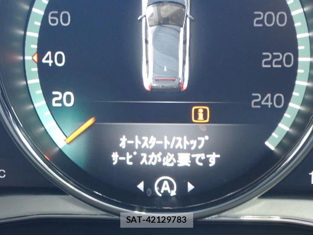 Volvo XC60 2017-12 8247095-29
