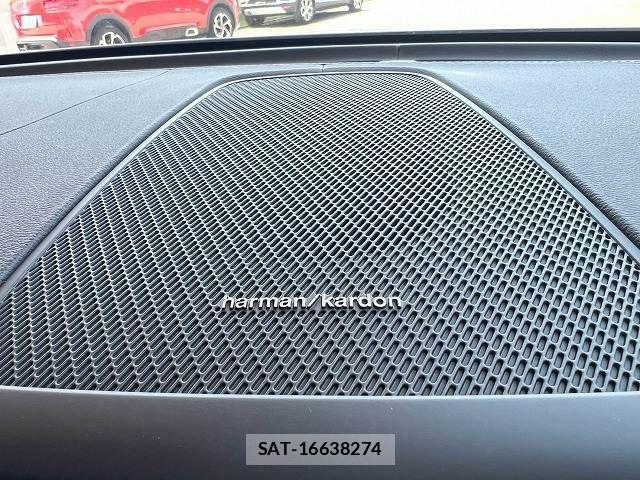 Volvo XC60 2021-06 8247097-5