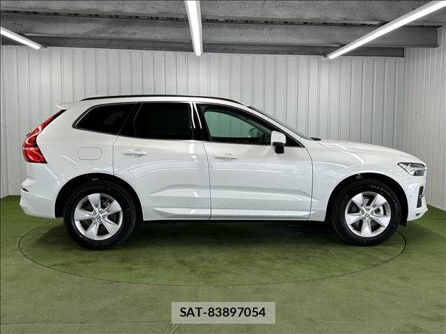 Volvo XC60 2024-10 8247096-14