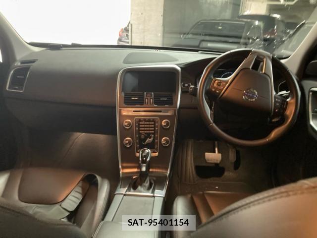 Volvo XC60 2016-06 8247098-13
