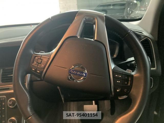 Volvo XC60 2016-06 8247098-14