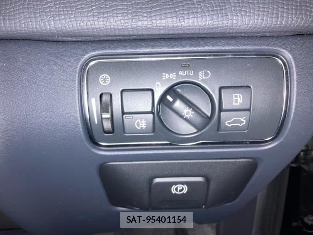 Volvo XC60 2016-06 8247098-15