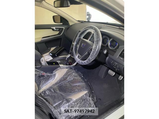 Volvo XC60 2013-09 8317919-2