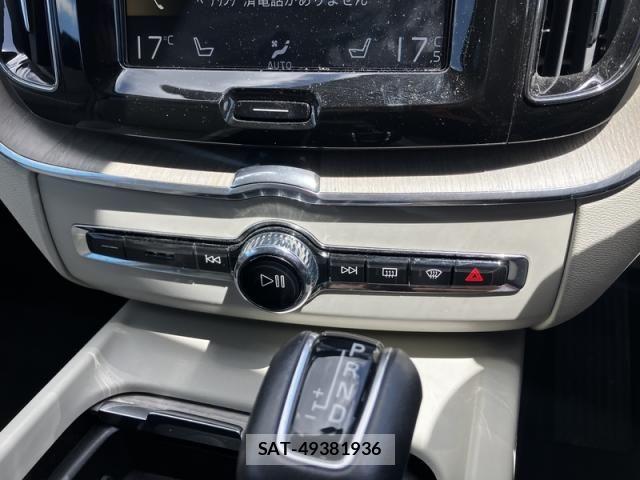 Volvo XC60 2020-06 8317917-22