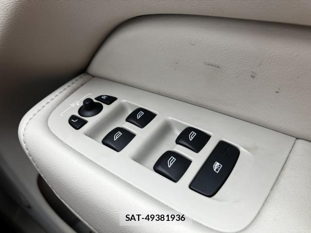 Volvo XC60 2020-06 8317917-24