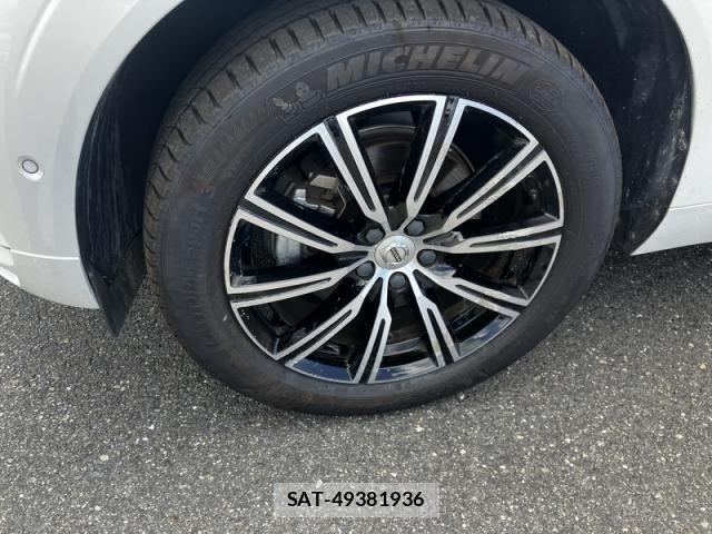 Volvo XC60 2020-06 8317917-27