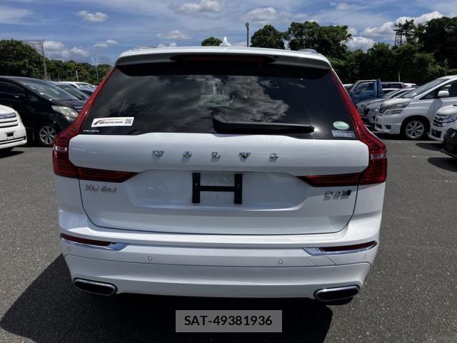Volvo XC60 2020-06 8317917-4