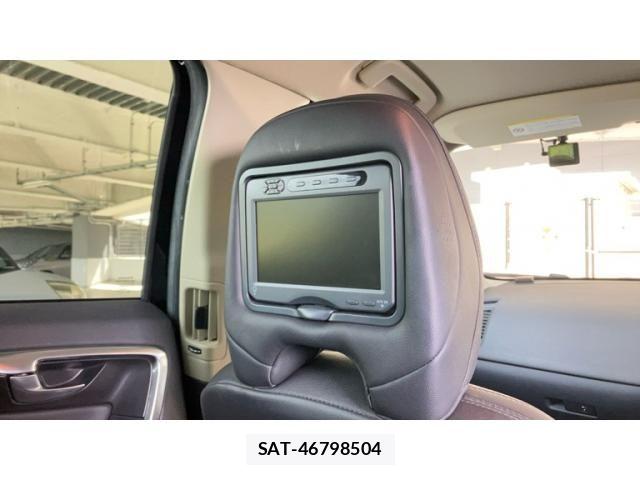 Volvo XC60 2012-10 8317920-14