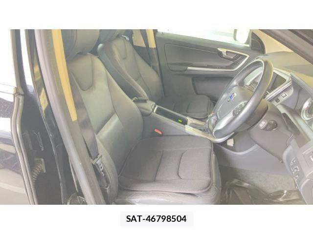 Volvo XC60 2012-10 8317920-15