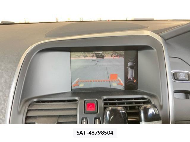 Volvo XC60 2012-10 8317920-21
