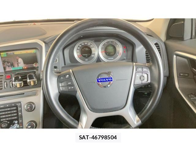 Volvo XC60 2012-10 8317920-22