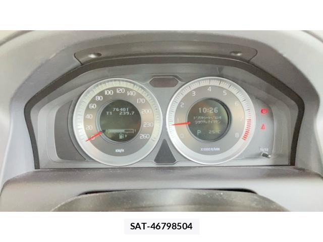 Volvo XC60 2012-10 8317920-24