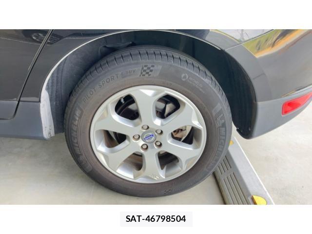 Volvo XC60 2012-10 8317920-8