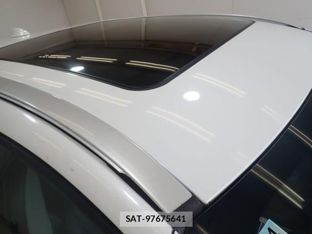 Volvo XC60 2017-04 8317915-10