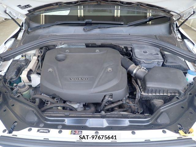 Volvo XC60 2017-04 8317915-25