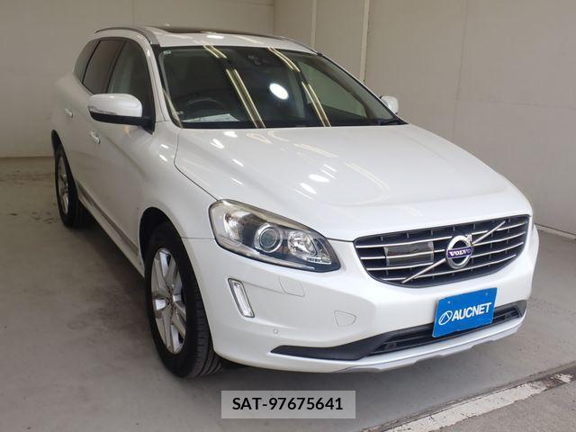 Volvo XC60 2017-04 8317915-3