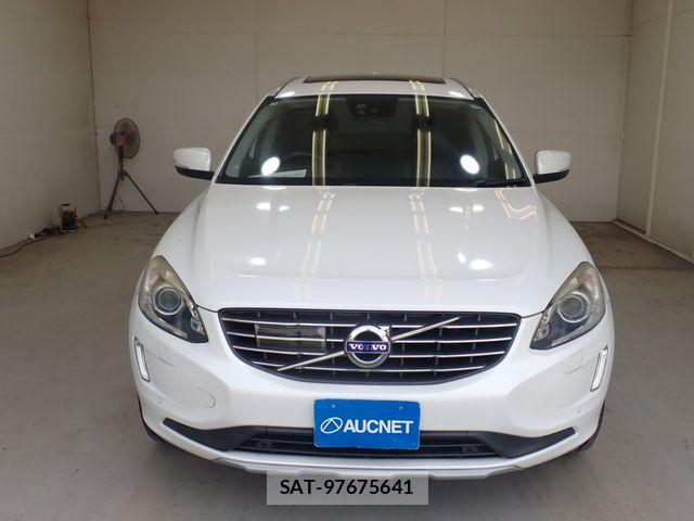 Volvo XC60 2017-04 8317915-4