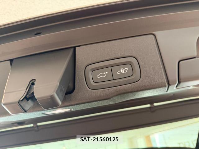 Volvo XC60 2024-08 8317914-13