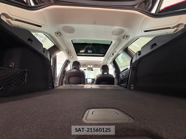 Volvo XC60 2024-08 8317914-14