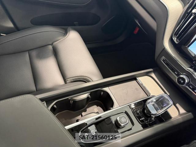 Volvo XC60 2024-08 8317914-25